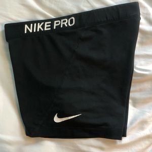 Black Nike Pros